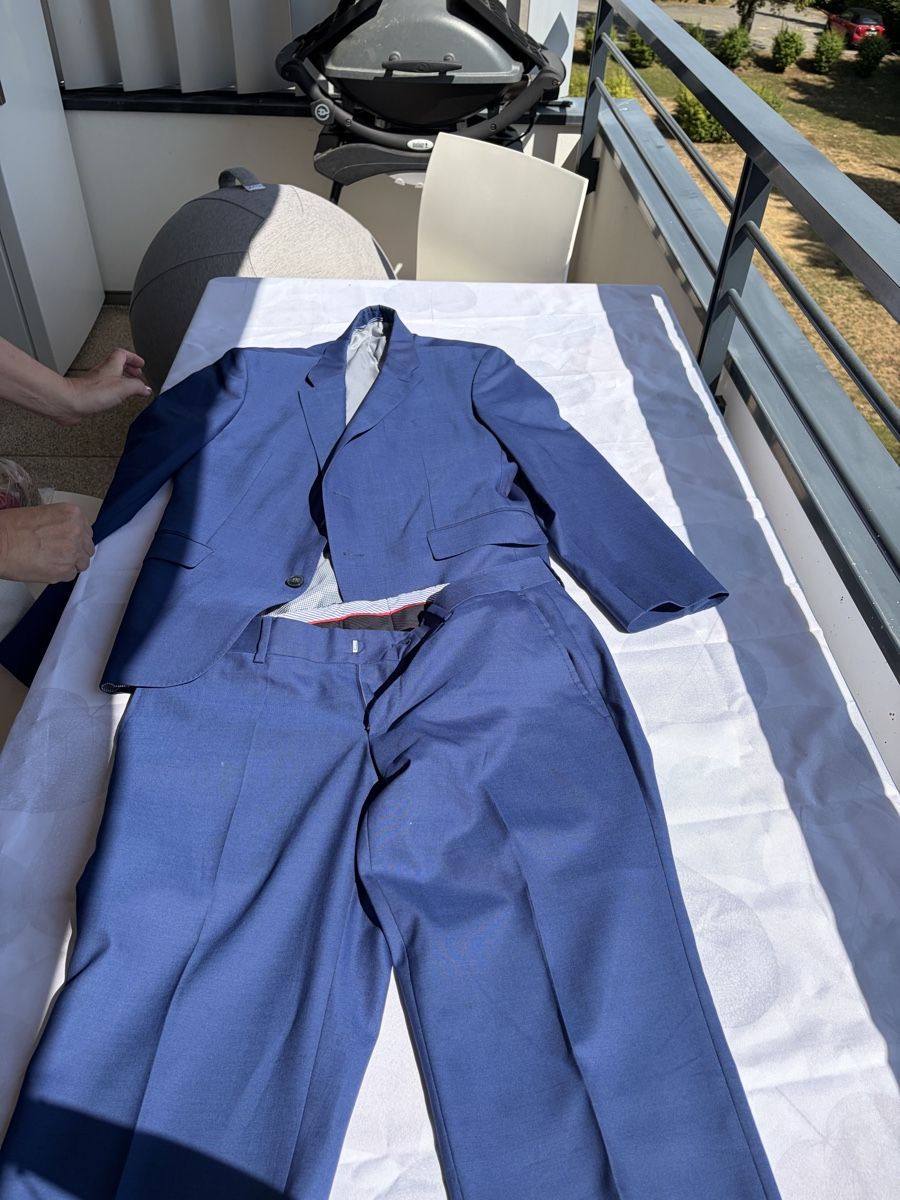 Tommy Hilfiger Anzüge: Ensemble de costume Tommy Hilfiger – Gebraucht aus Pully von ari_78pk