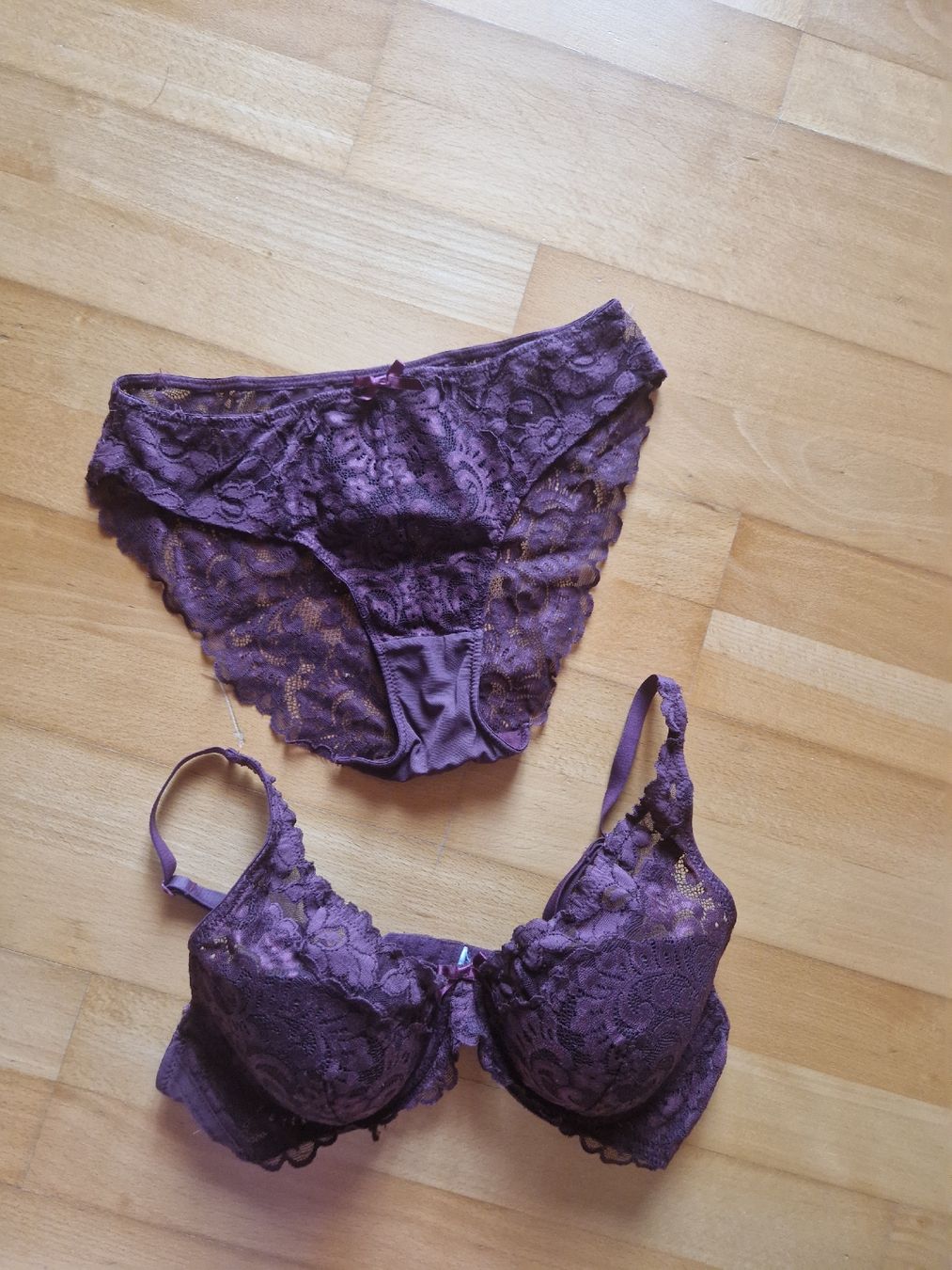 Altra biancheria intima: Unterwäsche  – Usato da Otelfingen venduto da Tun_c9nb