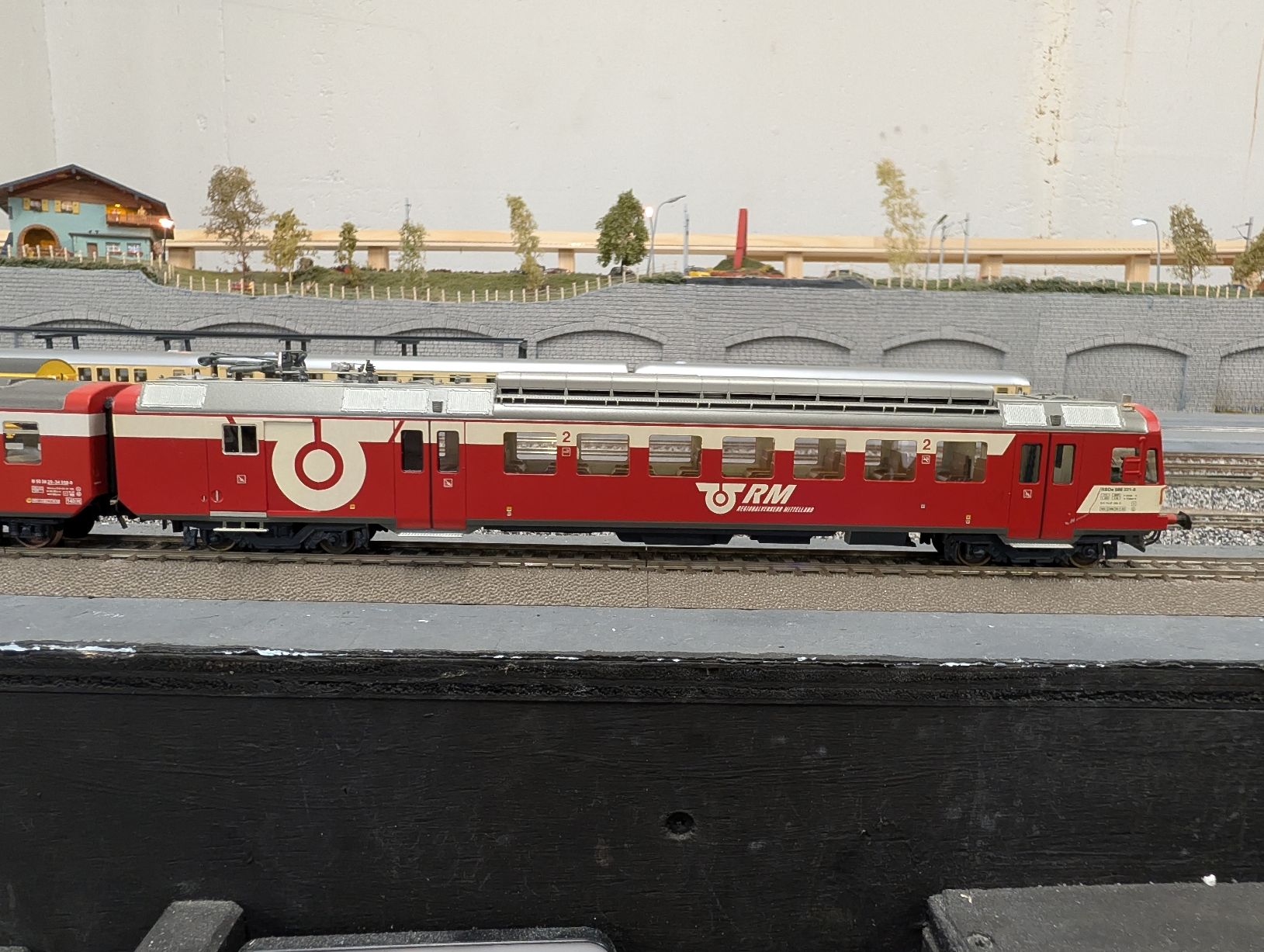 EMB Modellini di ferrovie: EMB RBDe 566 RM DC Digital 3 teilig – Usato da Nods venduto da Dr-HAG 6