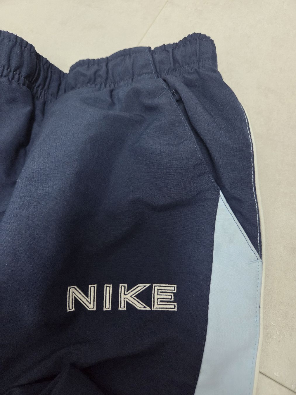 Nike Kleiderpakete & -sets: Kleiderpaket Shorts Nike & Adidas  – Gebraucht aus Birr von SonjaB84 8