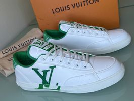LOUIS VUITTON Charlie Lv Logo Weiss Leder Sneakers 44.5 NEU