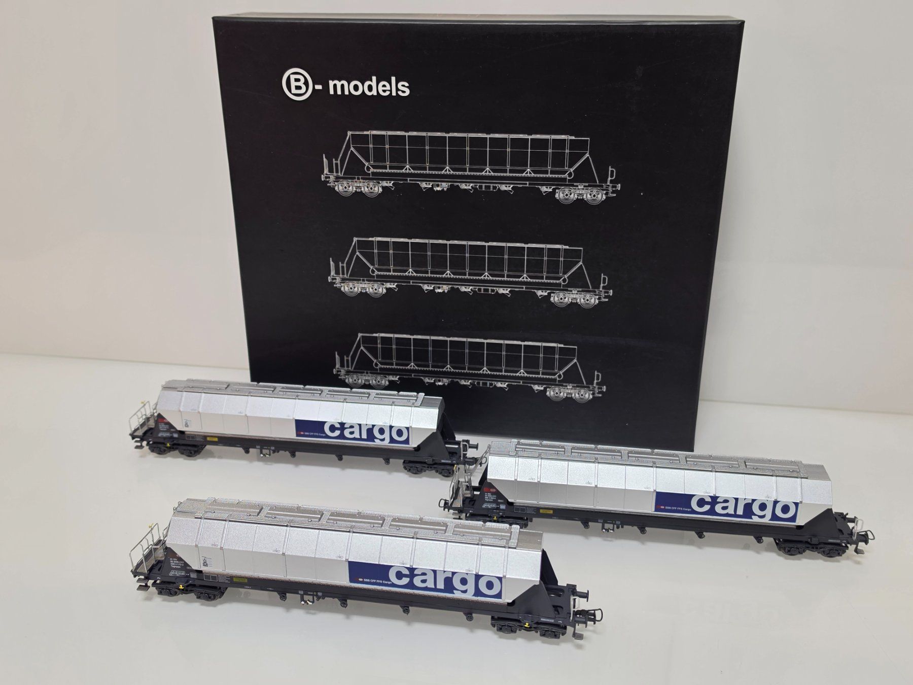 Modellini di ferrovie: B-Models SBB Cargo Wagenset neu – Nuovo e nell'imballaggio originale da Neuenhof venduto da ludovicco
