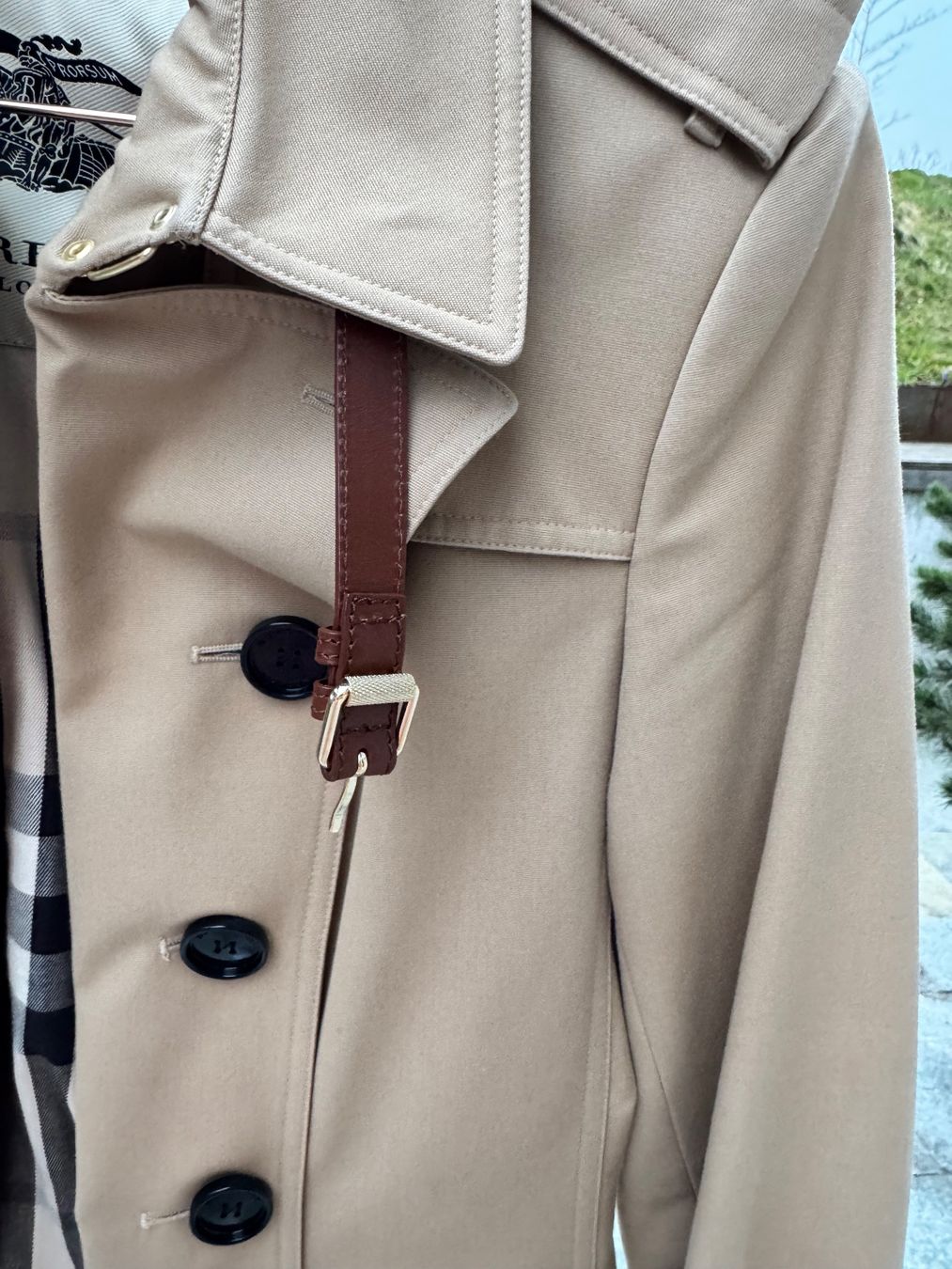 Burberry Mäntel: Original Trenchcoat von Burberry – Neu (gemäss Beschreibung) aus Kappel am Albis von Menazee 6