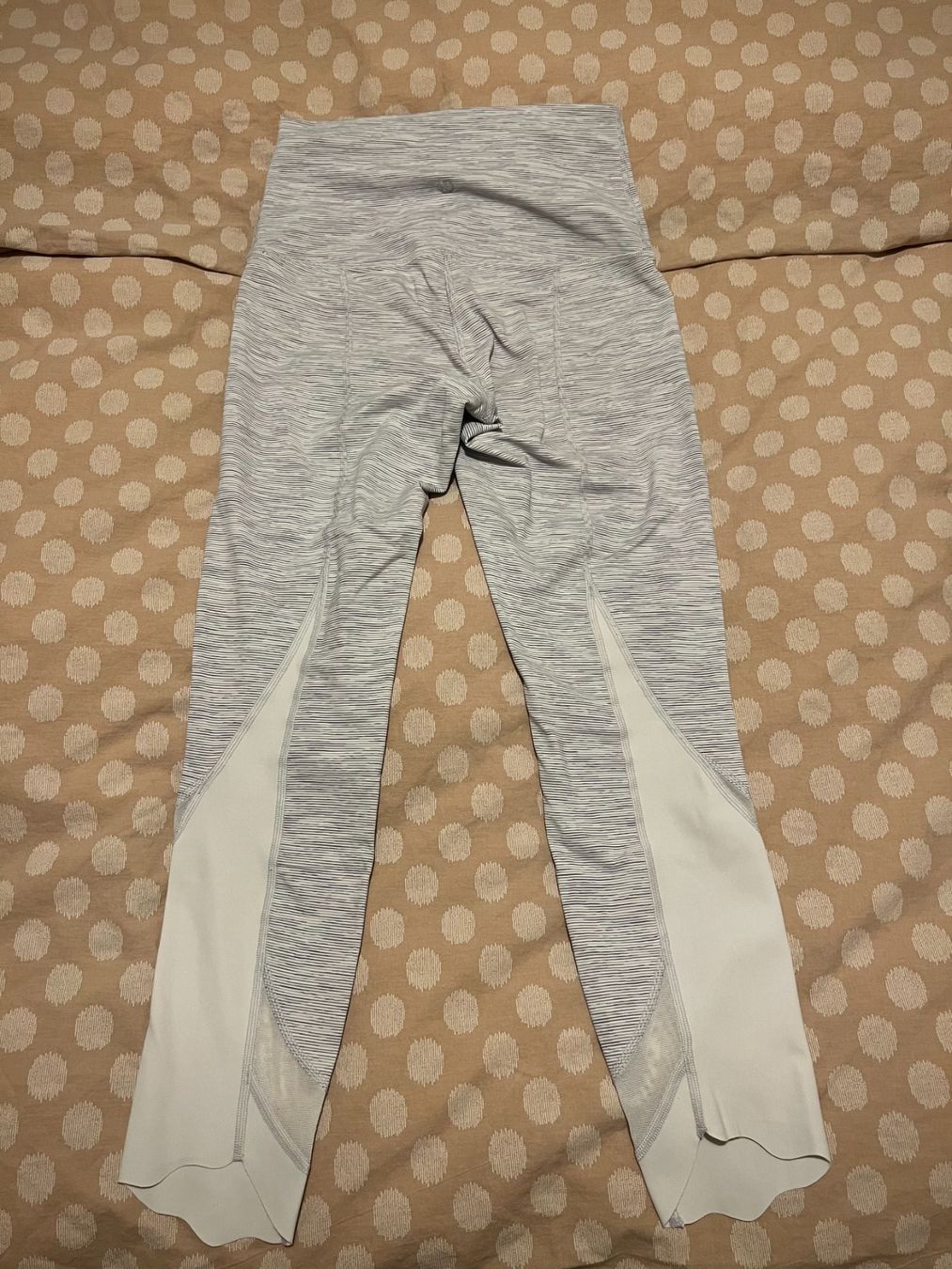 Lululemon Leggings: Lululemon Wunder under Tights Crop 23 – Neu (gemäss Beschreibung) aus Münchenbuchsee von CoRa_93 2