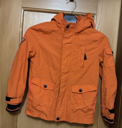 Orange Kinder Jacke Gr. 128 von C&A