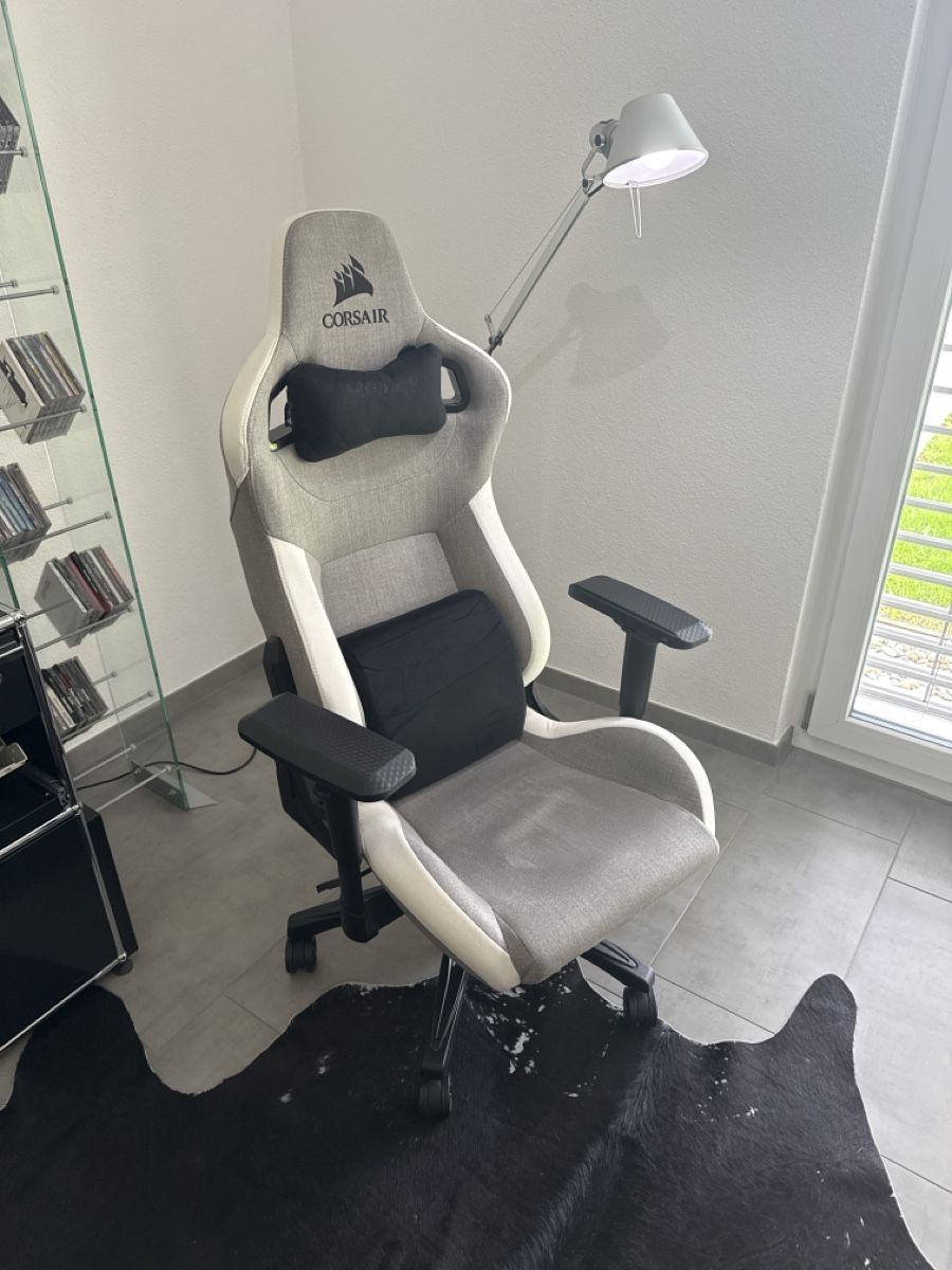 Corsair Stühle: Corsair Bürostuhl – Gebraucht aus Brittnau von ToastbrotT
