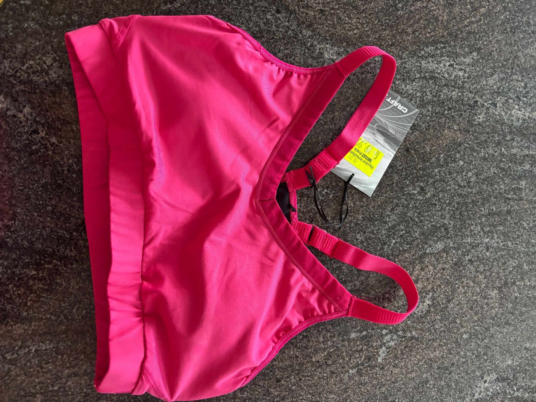 Craft Top: Craft Sport BH Gr.M – Nuovo (secondo la descrizione) da Hasliberg-Hohfluh venduto da hasliberg79