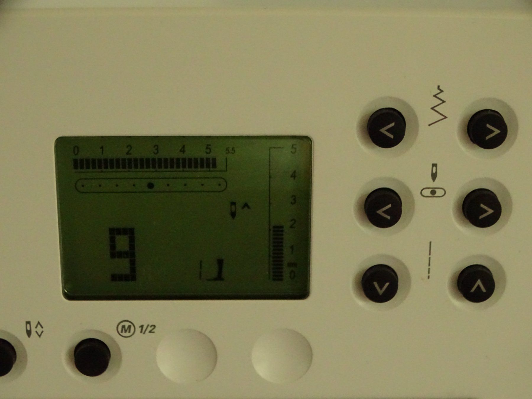 Bernina Macchine da cucire: Bernina B215  B 215 – Usato da Hirzel venduto da Musicman03 3