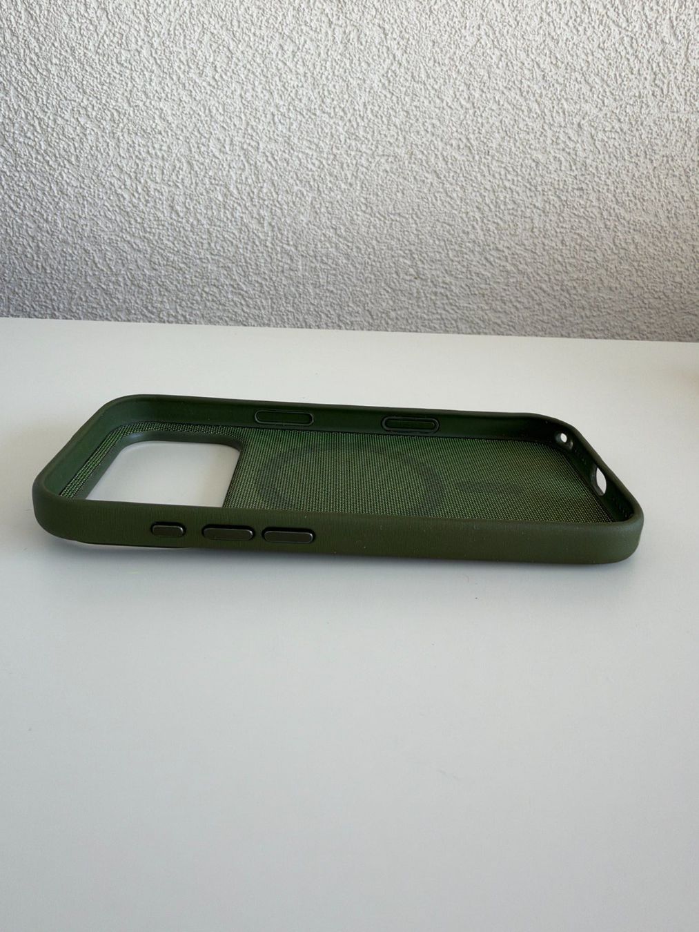 Apple Cover & Protezioni schermo: Coque Apple TechWoven MagSafe pour iPhone 17 Pro - Verte – Usato da Fully venduto da Avranville 4
