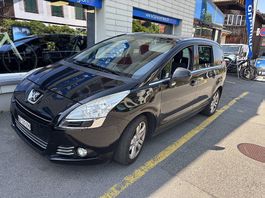 Peugeot 5008 7-Plätzer mit Zubehör