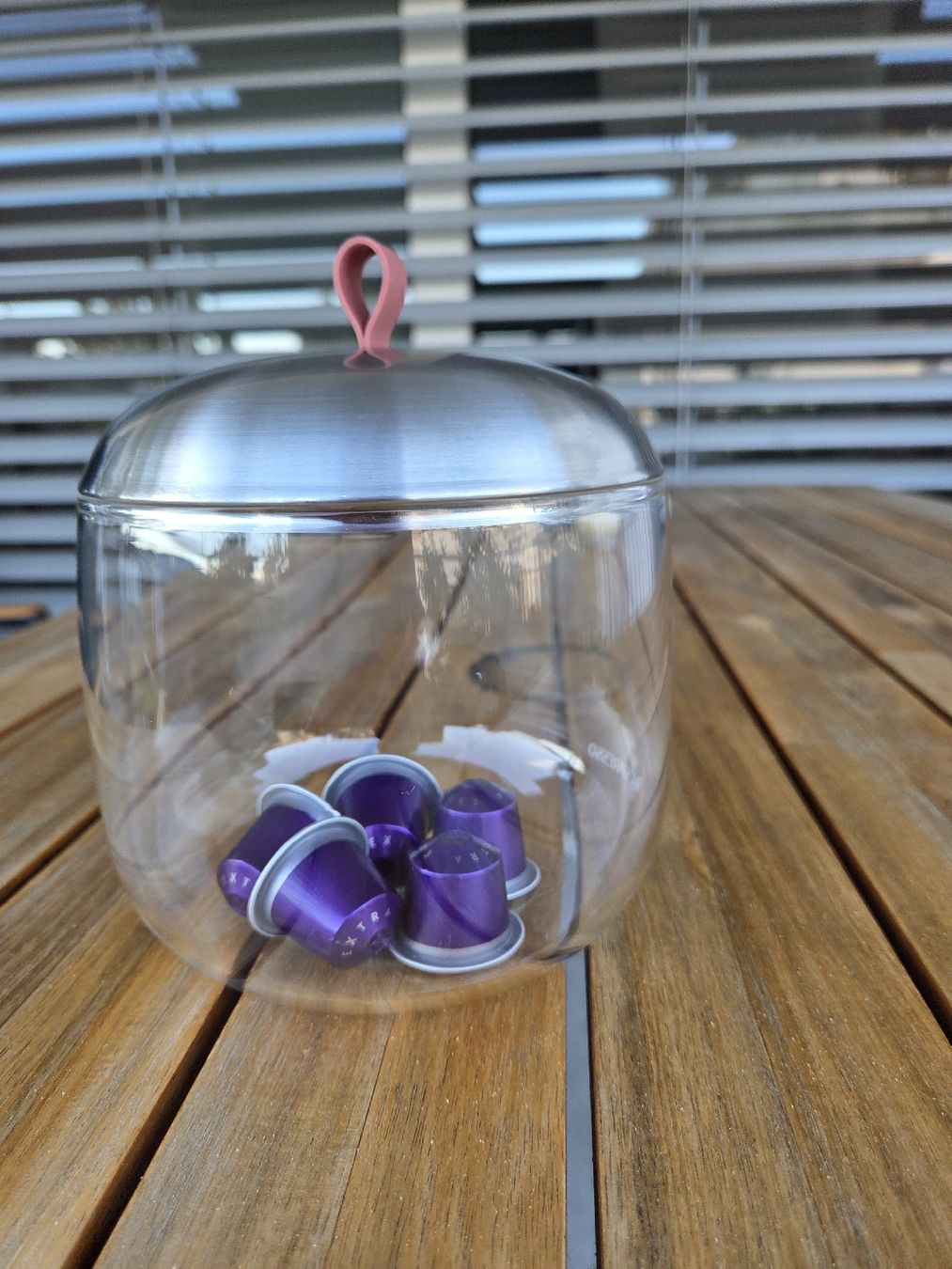 Nespresso Bicchieri: Nespresso Kapselspender DISPLAY Mia – Usato da Greifensee venduto da Julie8606