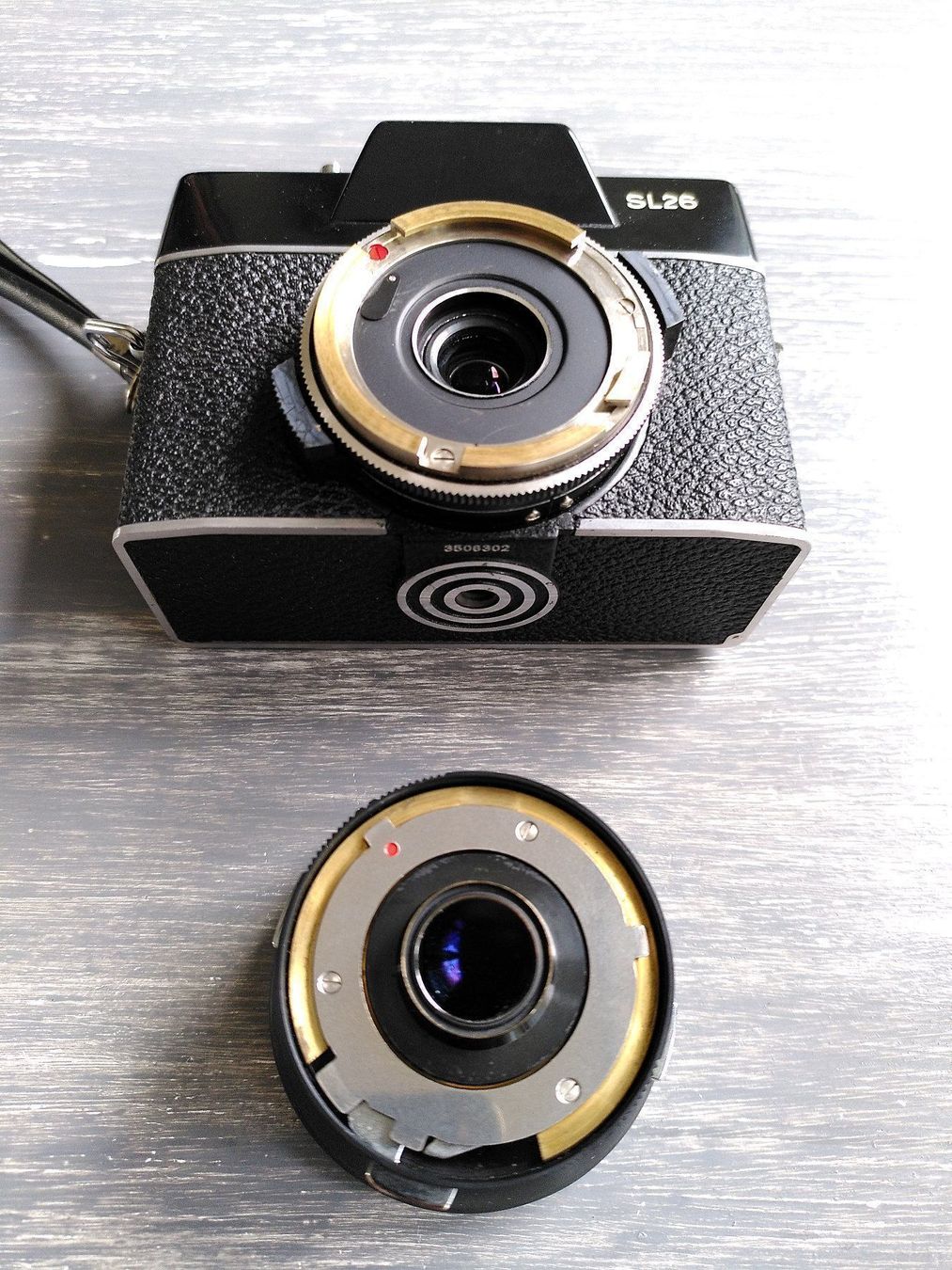 Rollei Fotocamera: Rolleiflex SL26 – Usato da Zürich venduto da Almohammed 8