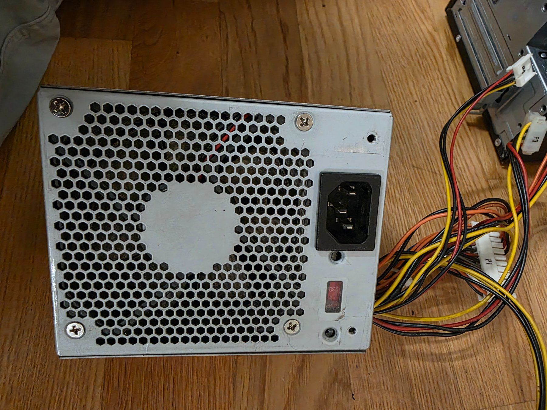 PC: Packard Bell PC-Tower, comuter – Difettoso da Bern venduto da KavIndustries 4