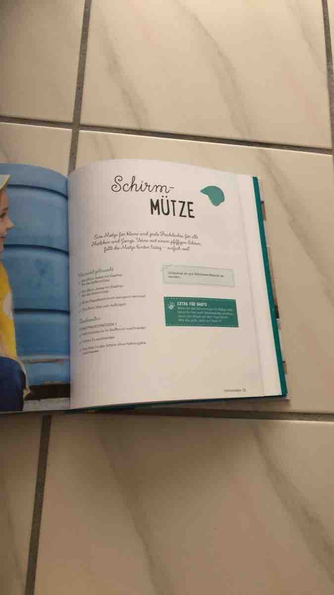 Livres: Schirm Mütze Sewing Pattern Used – D'occasion à Baltschieder par Miumiu21
