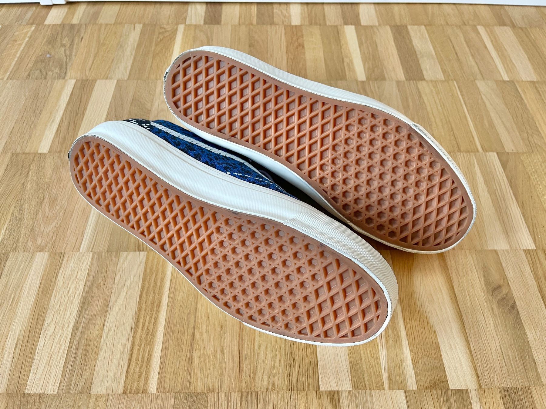Vans Scarpe da uomo: Vans Premium Old Skool Knit Gr. 42 Selten – Usato da Bigorio venduto da catone82 3