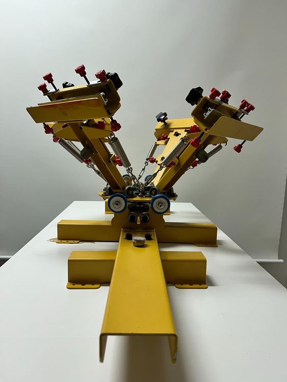 Siebdruckmaschine 4er Karussell für 4 Farb Duck (Gebraucht) in ...