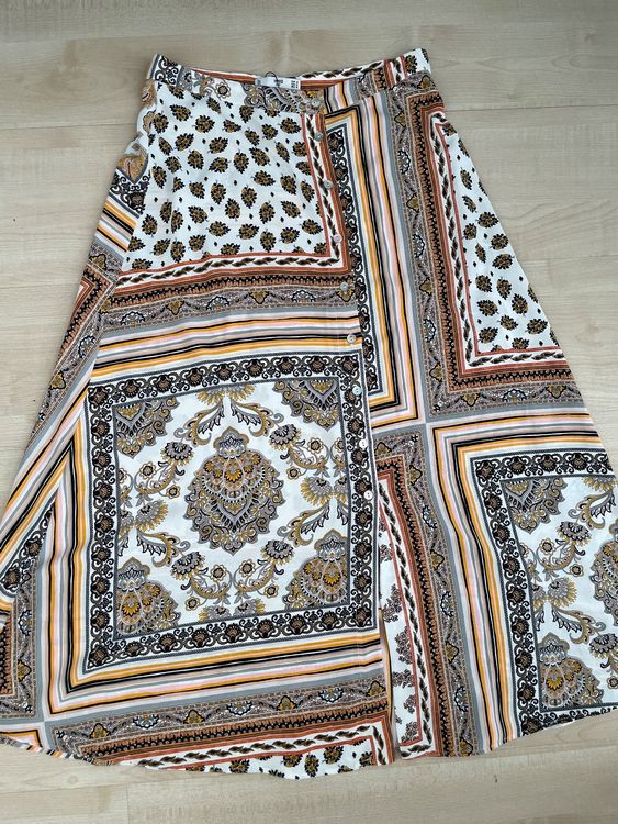 Zara Midi Rock M (Gebraucht) in Dietlikon für CHF 10 – mit Lieferung ...
