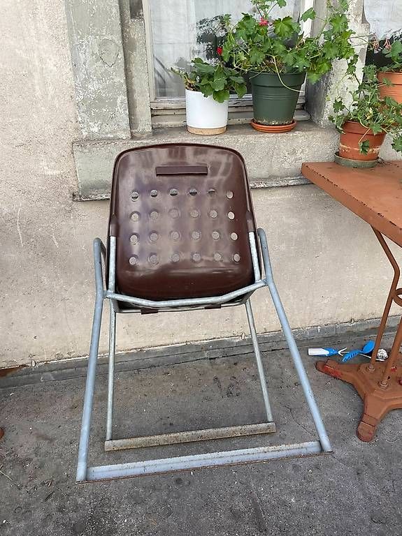 Stühle: Brauner Gartenstuhl Bermuda – Gebraucht aus Zürich von tirggelqueen 1