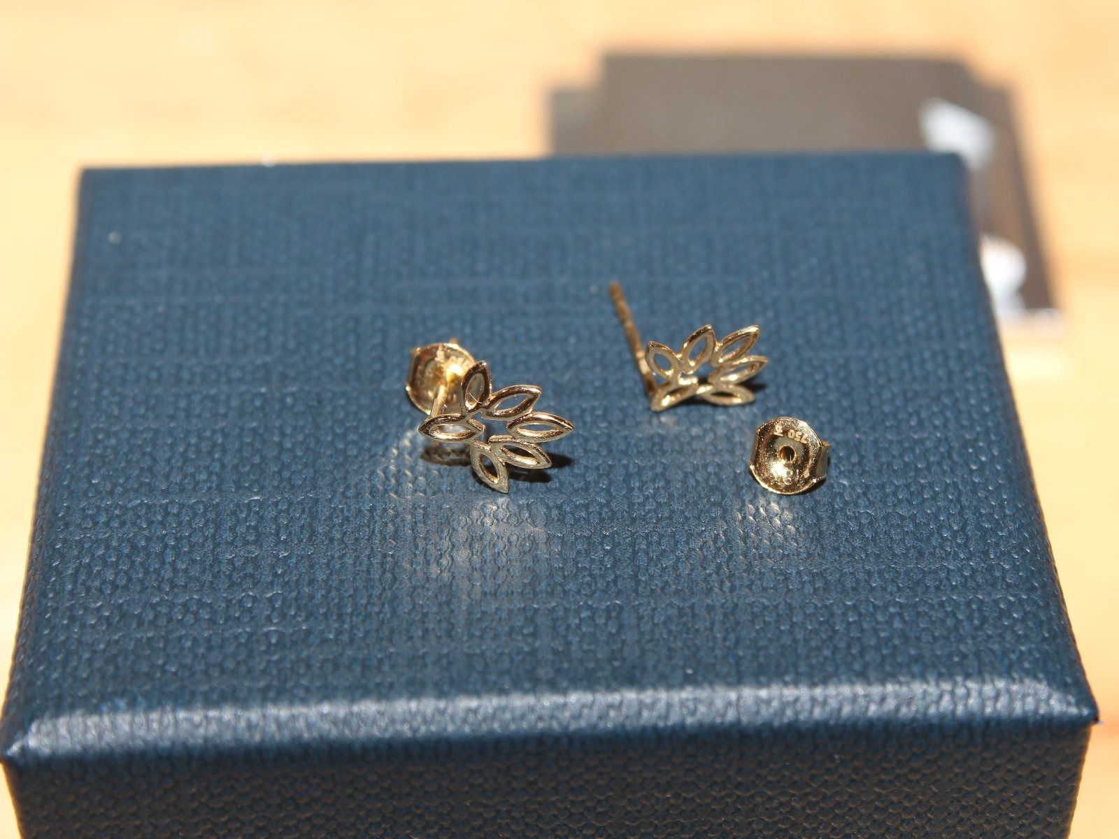 Orecchini pendenti & Orecchini a lobo: Ohrstecker Gold 18k (750) – Nuovo e nell'imballaggio originale da Kriens venduto da Wolly85 2