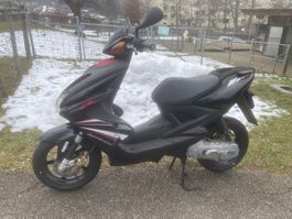 Yamaha aerox 50