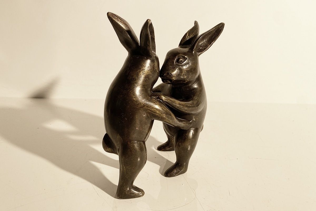 Statuette: Tanzendes Hasenpaar, Bronzefigur Unikat – Usato da Küssnacht am Rigi venduto da Brockenhaus-Rigi 6