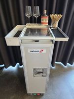 Atlas Trolley Swissair grau inkl. VanDeBord Gin-Set 