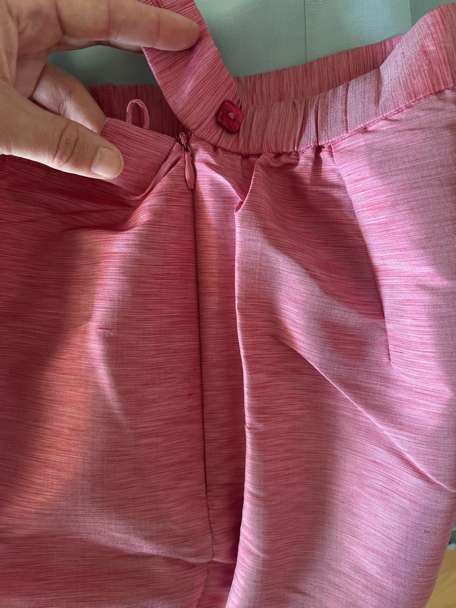 Hosen: Pinke Hose Seide High waist – Gebraucht aus Zollikon von adr_c6zs 3
