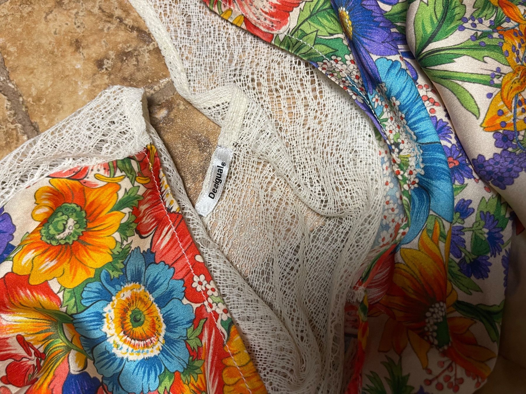 Desigual Camicette: Desigual camicetta di seta – Usato da Gordevio venduto da LanaZimm 8