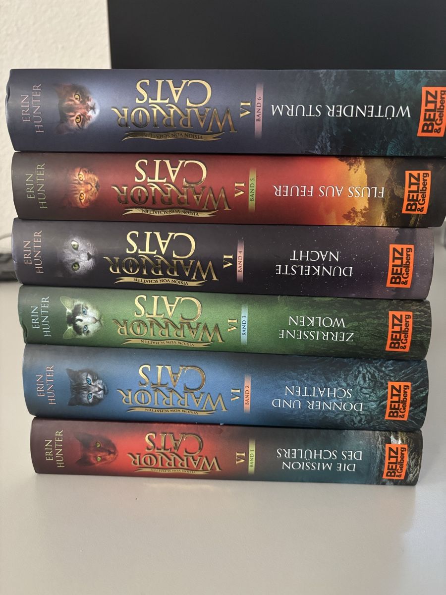 Libri: Warrior Cats Staffel 6 komplett – Usato da Hunzenschwil venduto da ede_h8tt 1