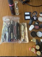 Kosmetik Set Marken wie Dior Chanel Nars Kiko gemischt