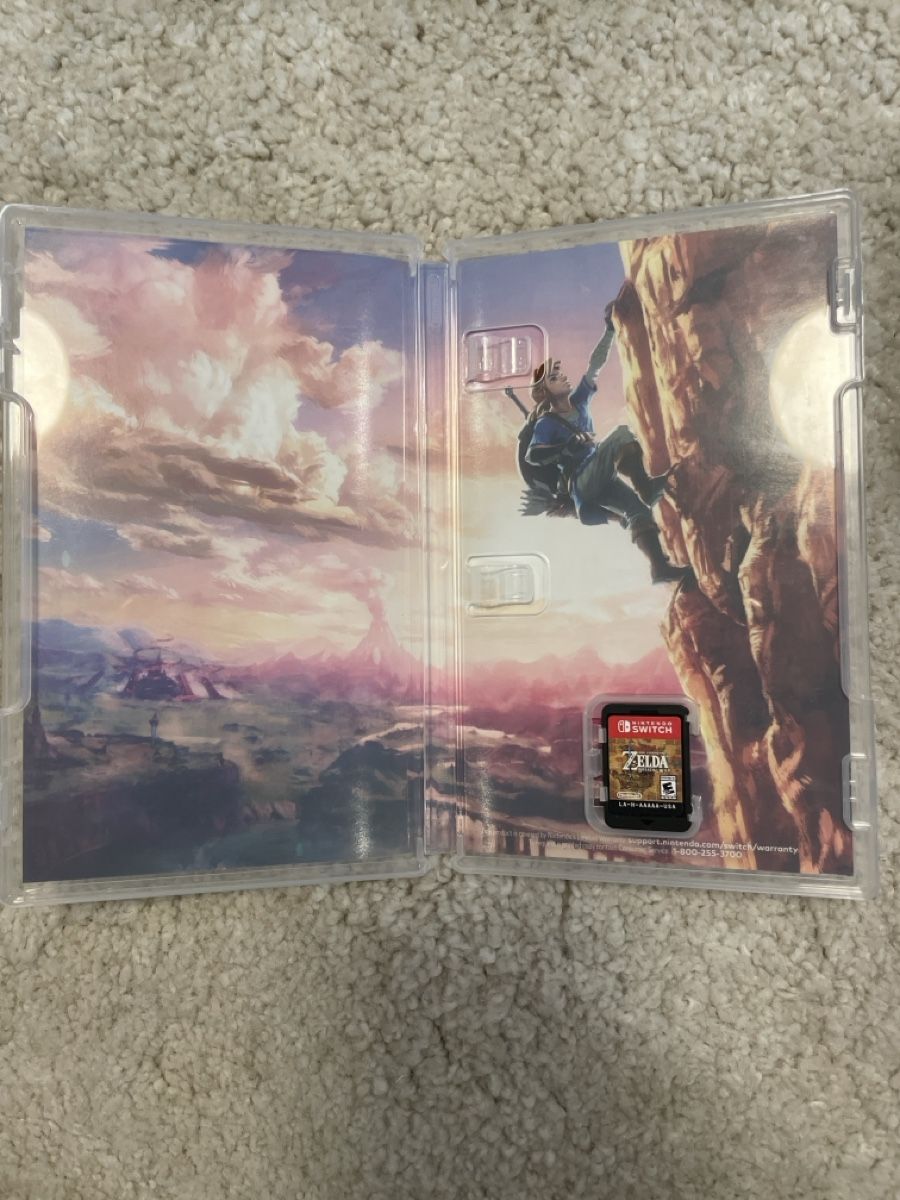 Nintendo Console: Bundle Nintendo Switch & Zelda BOTW – Usato da Giswil venduto da twinship_family 3