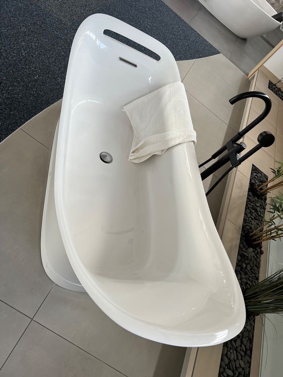 Axor Badewanne Urquiola ( Listenpreis 9533.-) 3