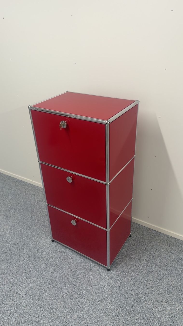 USM Scaffali: USM Haller Regal Rubinrot 1x3 Q1 – Usato da Balsthal venduto da Designhaus.Schmitt