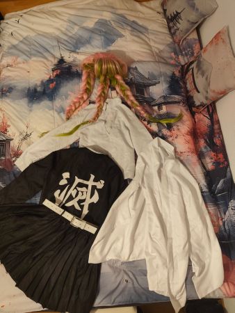 Mitsuri Kanroji Demon Slayer Cosplay