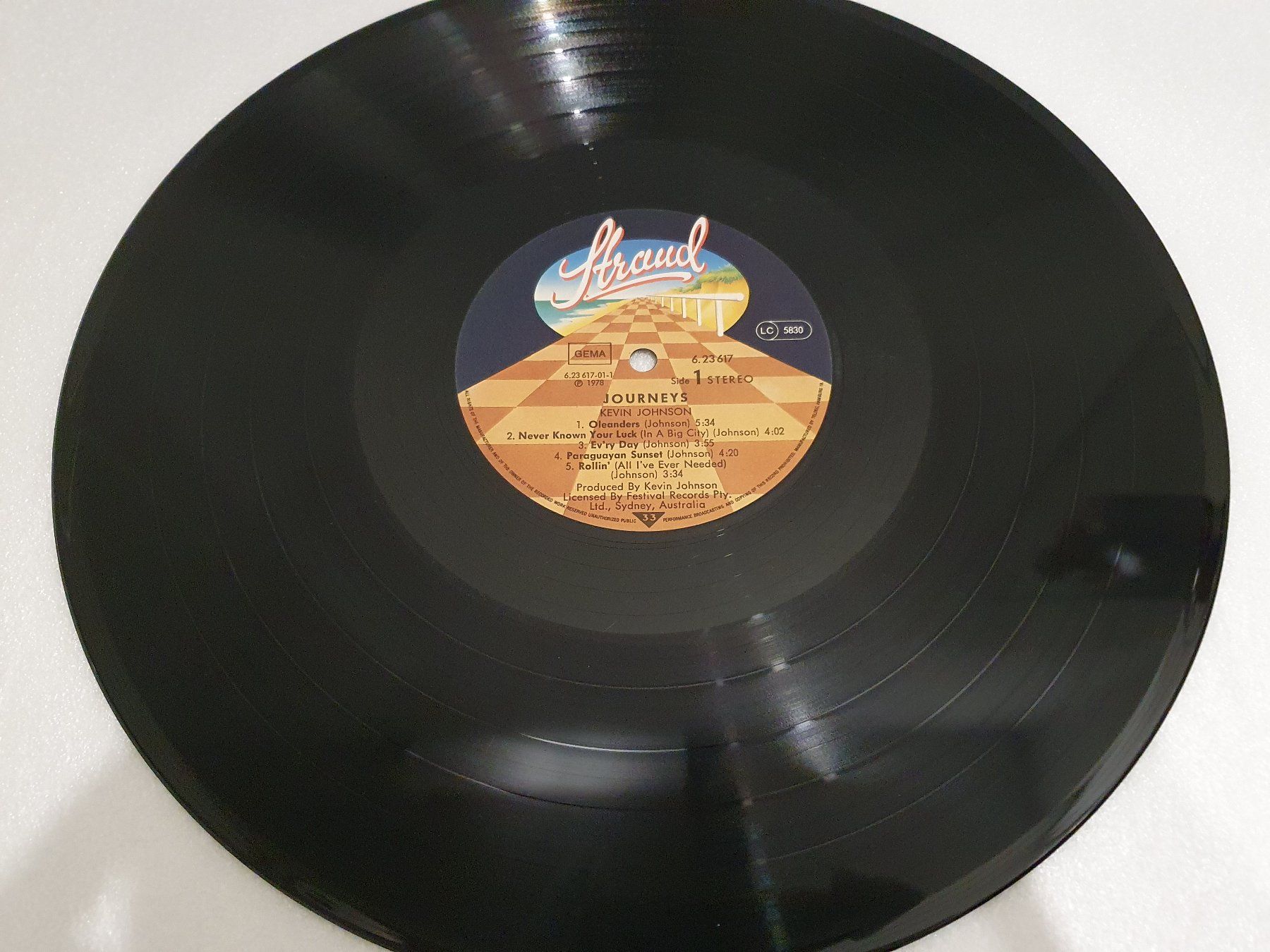 Dischi in vinile: Kevin Johnson – Journeys – Usato da Uster venduto da Vinyl-Leidenschaft 3