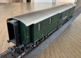 SBB-Oldtimer-Gepäckwagen; neu