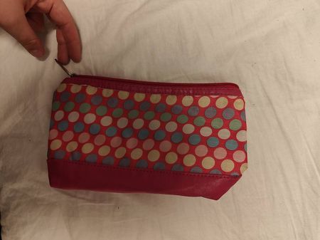 Necessaire