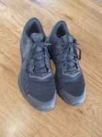 Nike Laufschuhe RUN DEFY Neu!