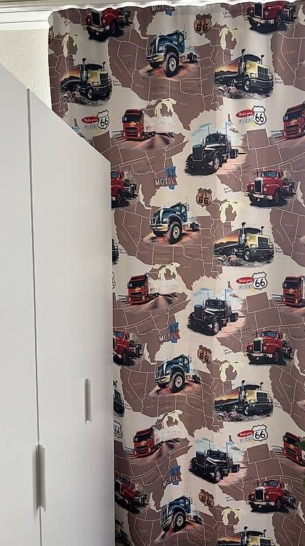 Rideaux: Kinder Nachtvorhang – D'occasion à Männedorf par mel_7q6q 1