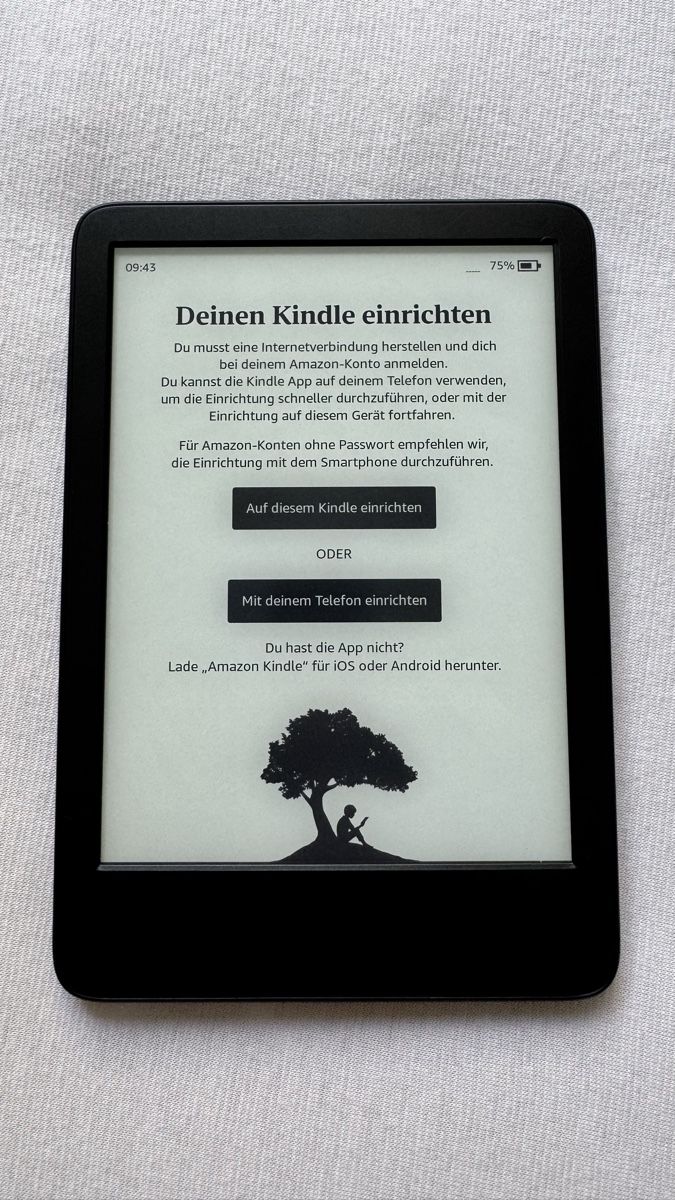 Amazon Tablettes PC: E-Reader Amazon Kindle Basic schwarz, ohne Werbung, 16GB – D'occasion à Cham par valeria.x