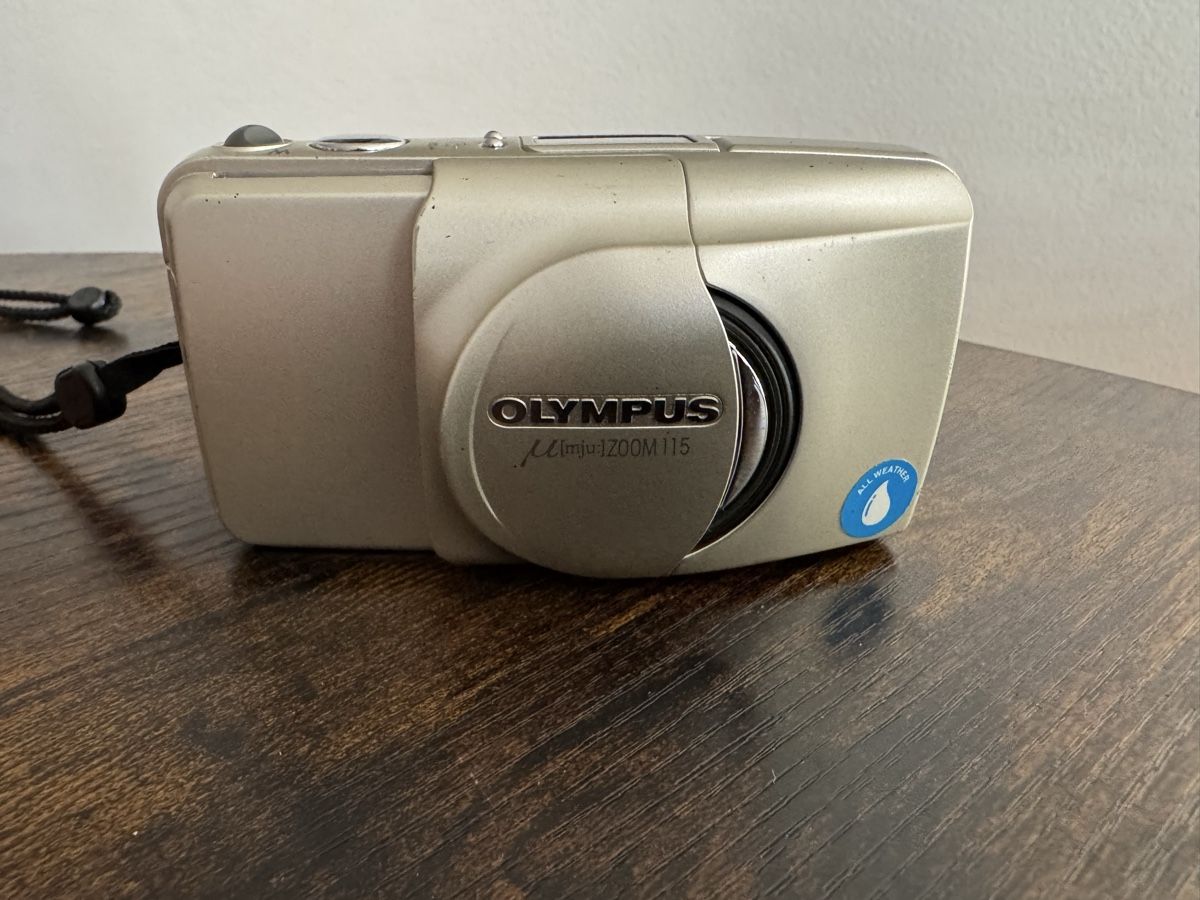 Olympus Fotocamera: Olympus mju zoom 115 kompaktkamera – Difettoso da Zunzgen venduto da milesdavis76