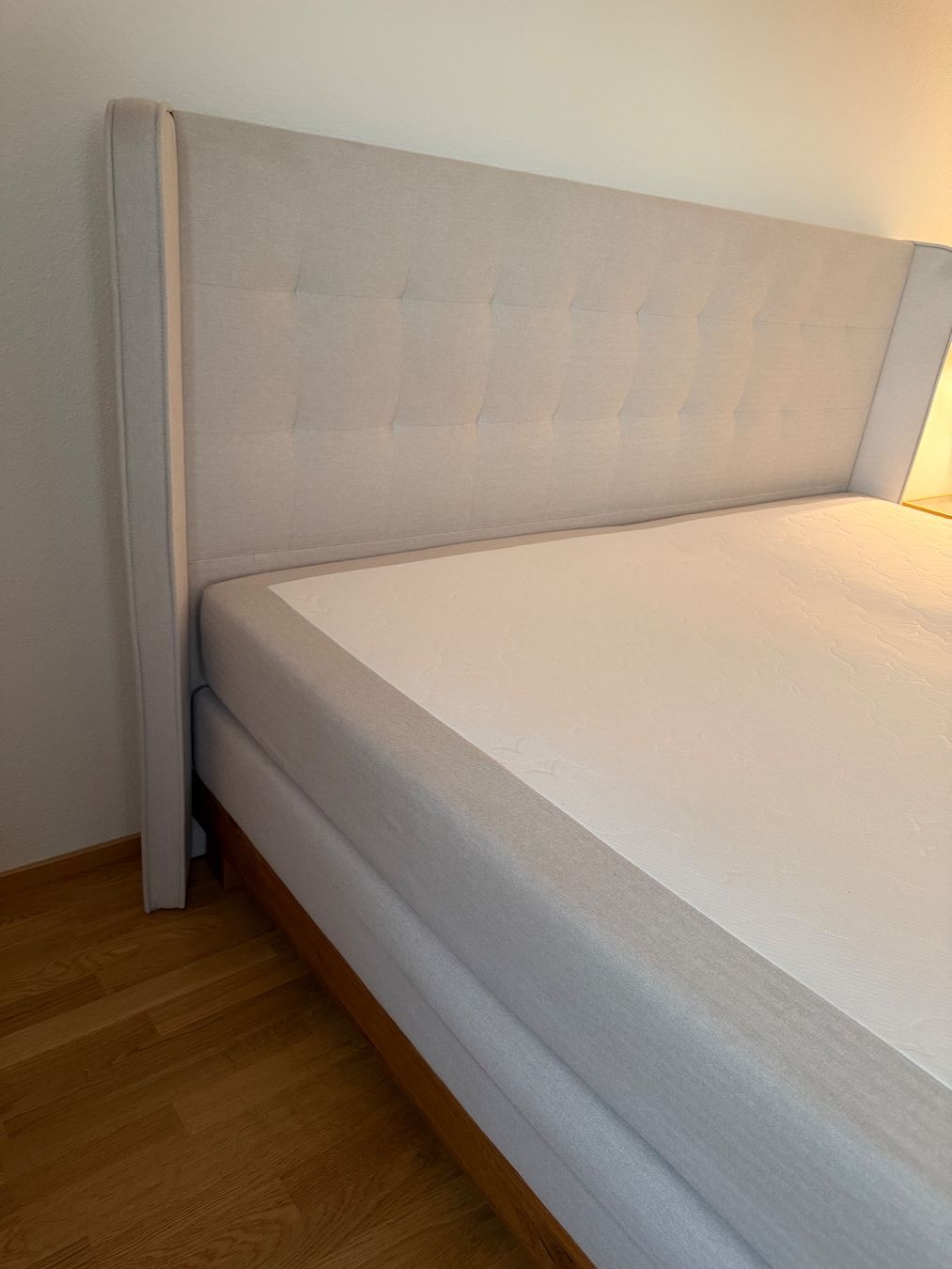 Hasena Betten: Hasena Designer Boxspringbett "Island-Spring Massiva" – Gebraucht aus Küssnacht am Rigi von TheMarket55 2