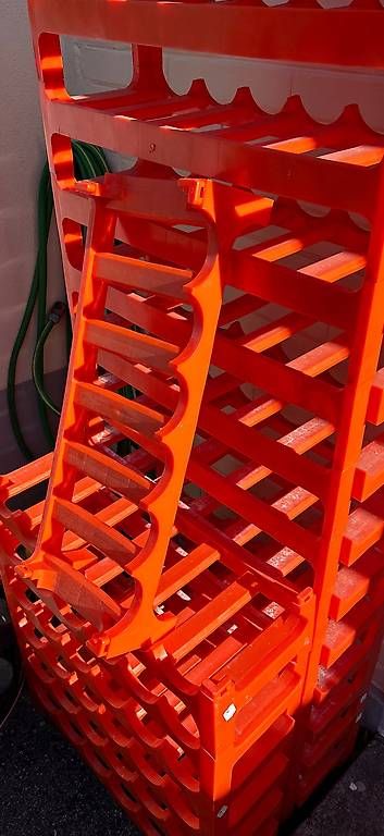 Scaffali: Stapelbare Weinregale – Usato da Solothurn venduto da muellerbru 1