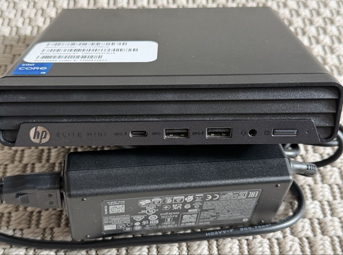 Hewlett Packard PC: HP Elite mini 800 G9, 32GB RAM – Nuovo (secondo la descrizione) da Schwerzenbach venduto da Amv_w2s
