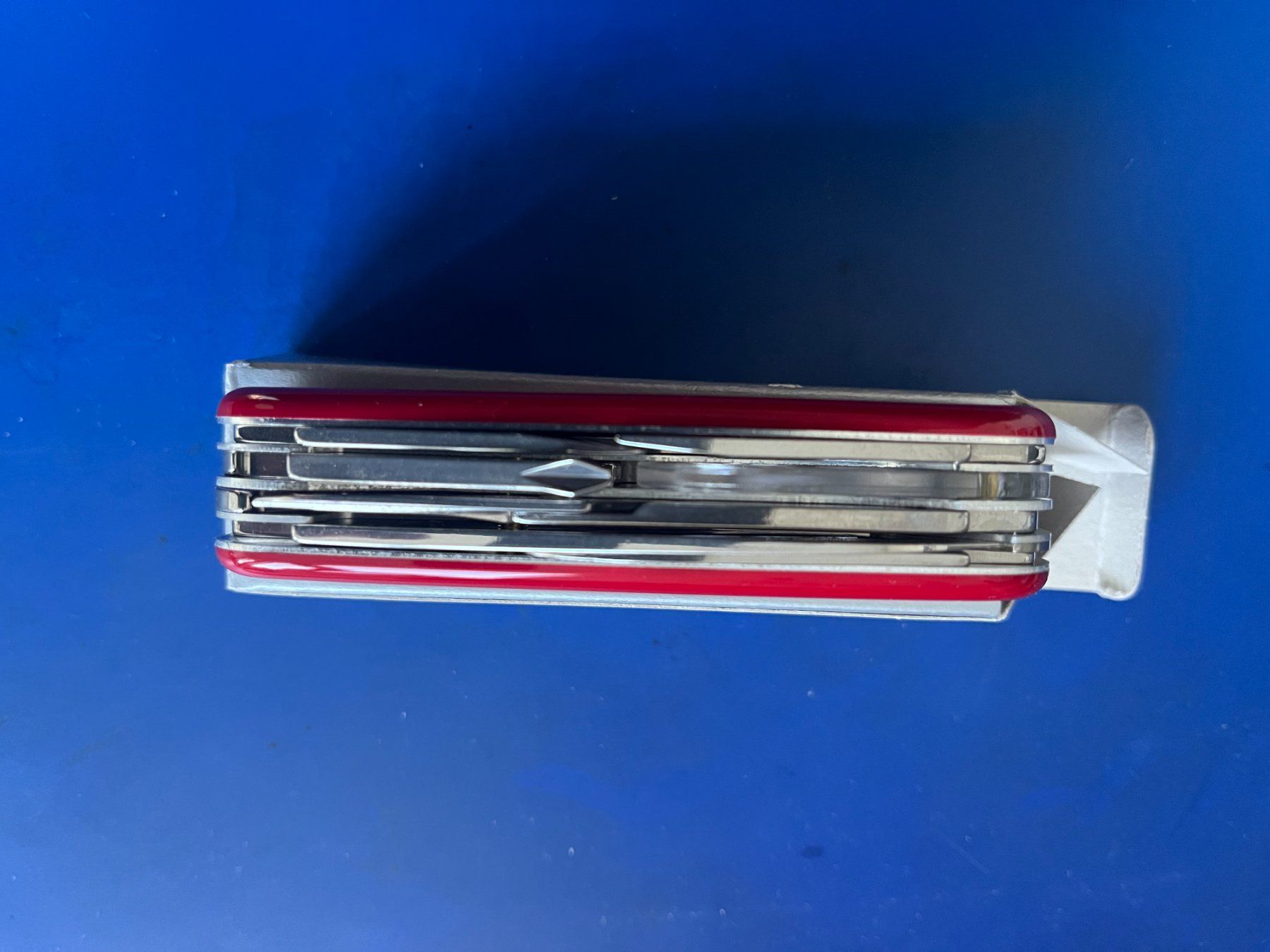 Victorinox Coltelli tascabile: Neues Victorinox Explorer red, 1.6703 – Nuovo e nell'imballaggio originale da Dintikon venduto da Redgar58 2