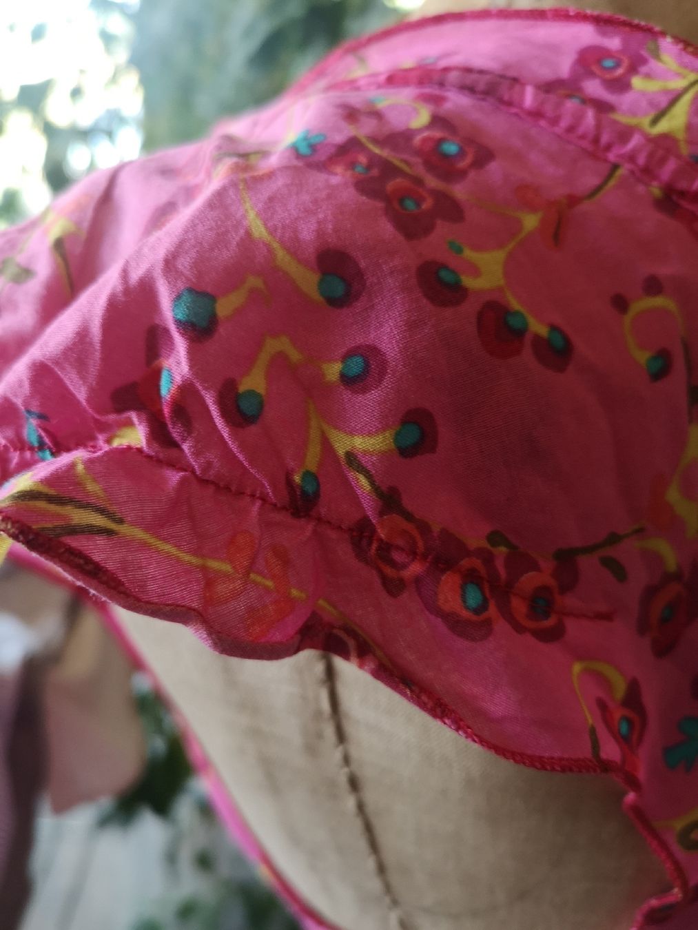 Top: Haut fleuri et léger, 100% coton, taille M – Usato da Fresens venduto da nat_n8xd 2