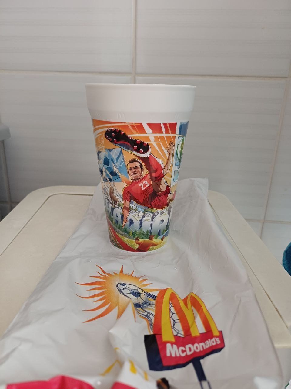 Mc Donald's Gläser: Shaqiri - Mc Donald's Becher World Cup 2026 – Neu und originalverpackt aus Muralto von manueldisaba01 1