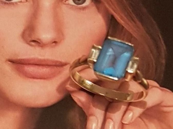 Bagues: Eleganter Ring mit blauem Stein – Neuf (Voir description) à Unterägeri par Altgoldschmuck 2