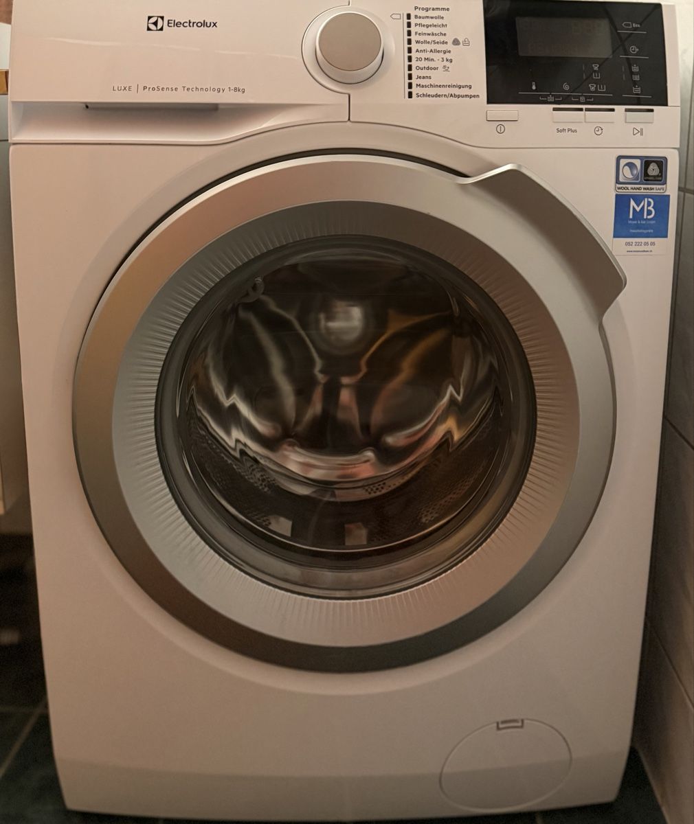 Electrolux Waschmaschinen: Electrolux Waschmaschine 1-8Kg – Gebraucht aus Entlebuch von lar_p6sp