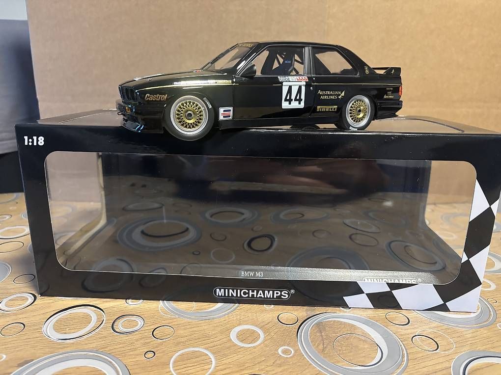Modellautos: BMW M3 e30 1/18 – Gebraucht aus Lodrino von angeloige 4